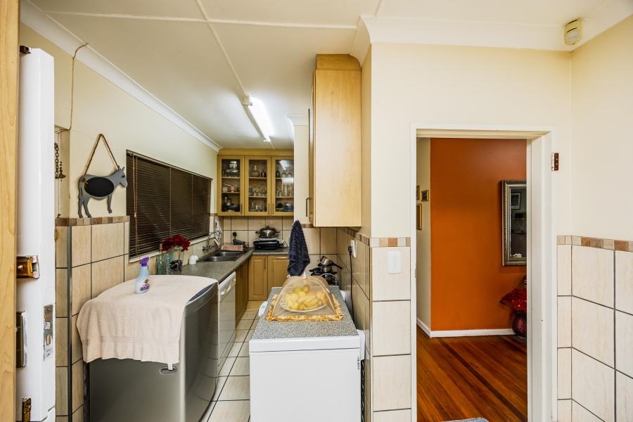 3 Bedroom Property for Sale in Sunnyridge Eastern Cape